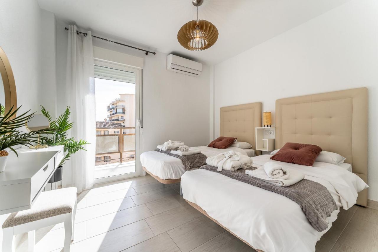 Sea View 2 Bedroom Apartment 2 Min Away From The Beach Torremolinos Exteriér fotografie