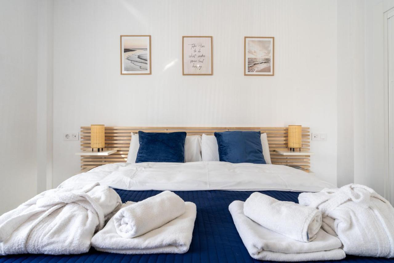 Sea View 2 Bedroom Apartment 2 Min Away From The Beach Torremolinos Exteriér fotografie