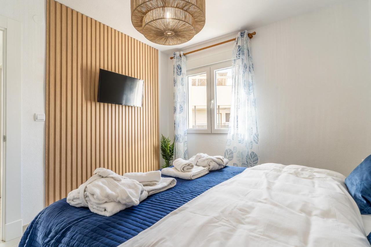 Sea View 2 Bedroom Apartment 2 Min Away From The Beach Torremolinos Exteriér fotografie