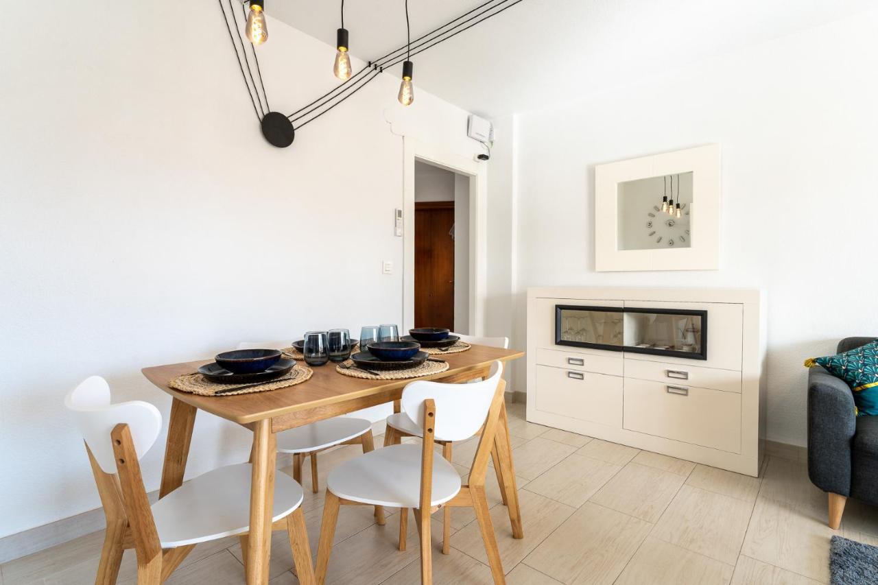 Sea View 2 Bedroom Apartment 2 Min Away From The Beach Torremolinos Exteriér fotografie